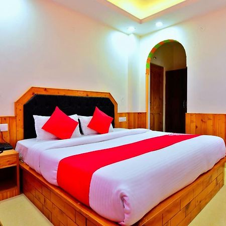 Oyo 38661 Hotel Apna Ghar Манали Экстерьер фото