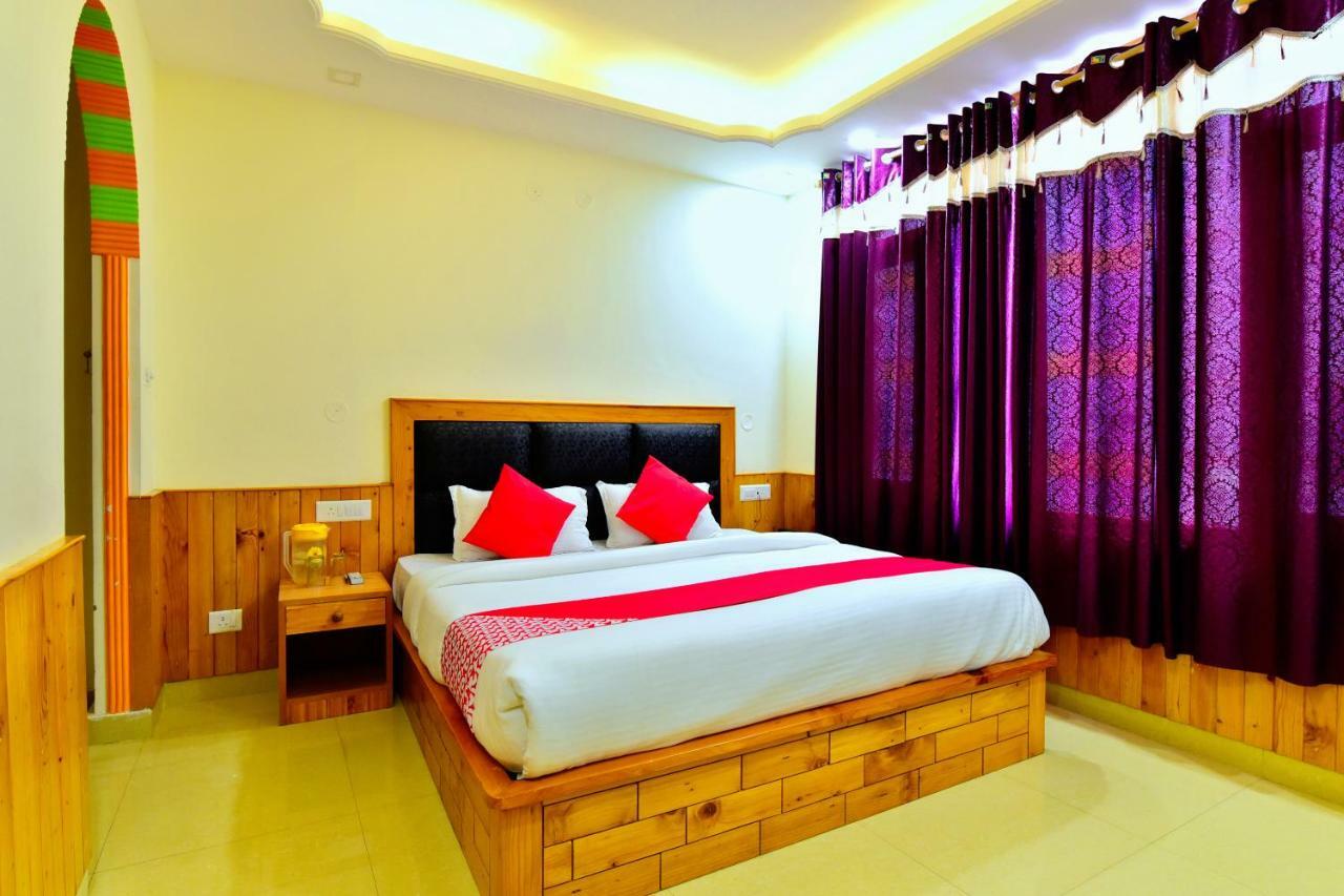 Oyo 38661 Hotel Apna Ghar Манали Экстерьер фото
